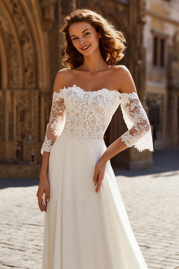 Robe de mariée trapèze ivoire à épaules dénudées avec traîne